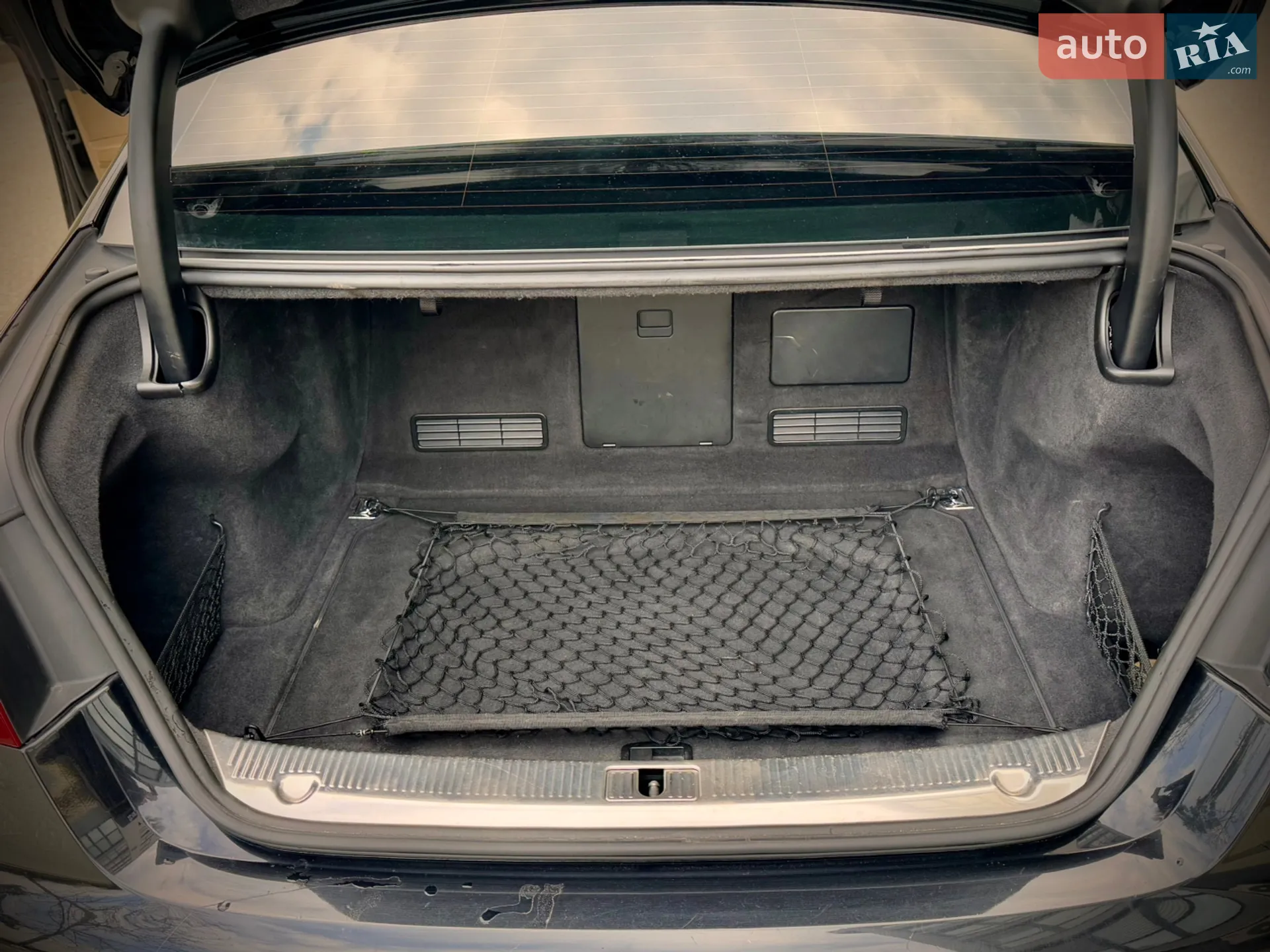 2013 Audi A8 - мініатюра 23