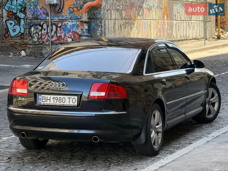 Седан Audi A8 2006 в Одессе