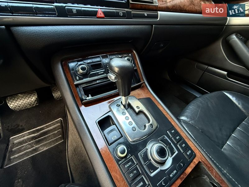 Седан Audi A8 2006 в Одессе