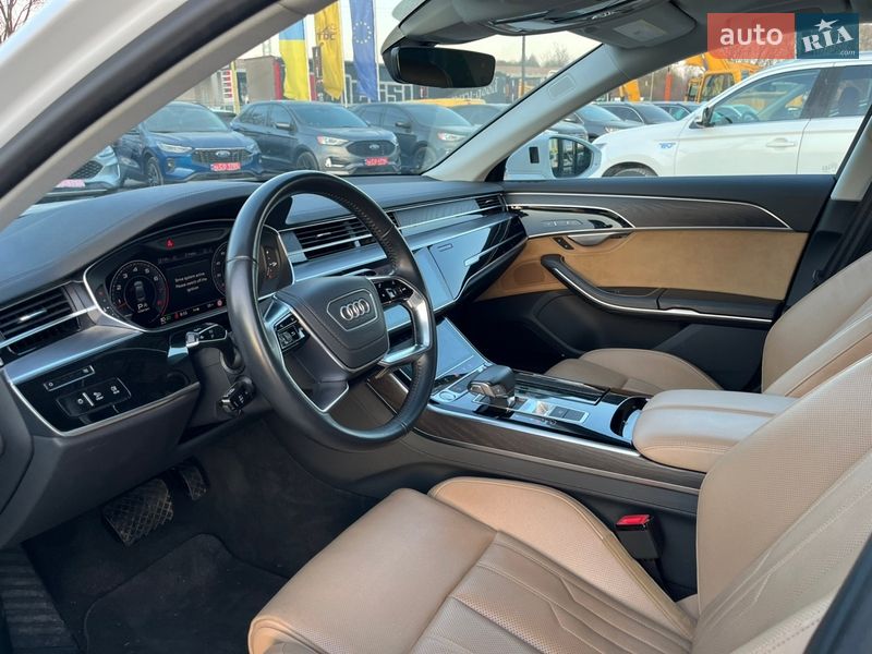 Седан Audi A8 2018 в Львове фото 10 Седан Audi A8 2018 в Львове