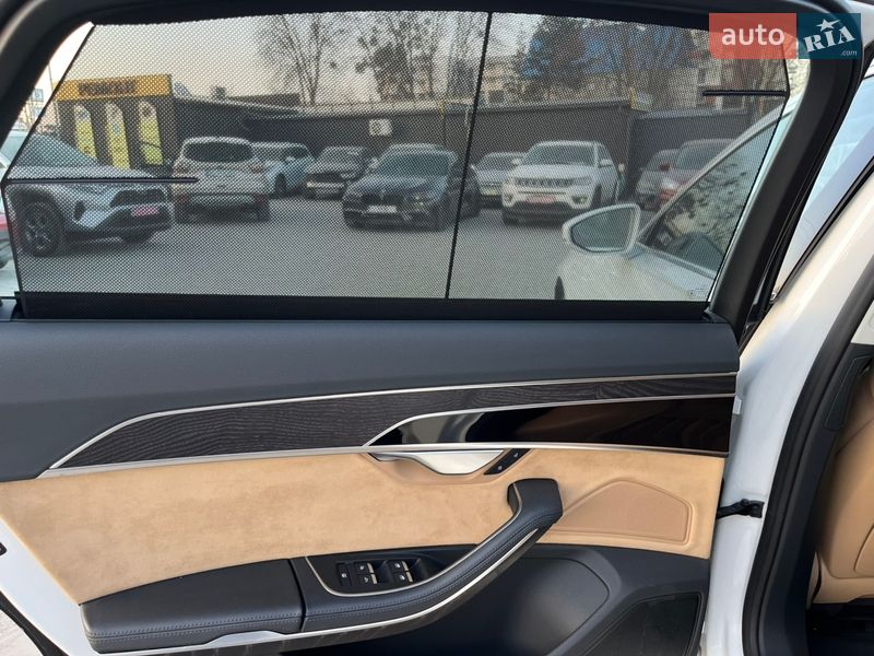 Седан Audi A8 2018 в Львове фото 17 Седан Audi A8 2018 в Львове