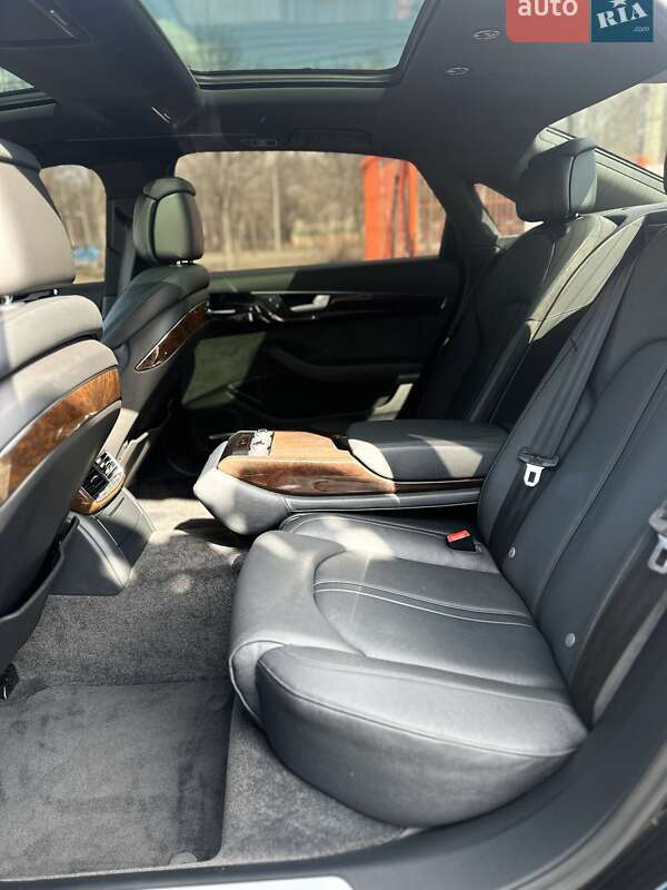 Седан Audi A8 2015 в Кременчуці фото 24 Седан Audi A8 2015 в Кременчуці