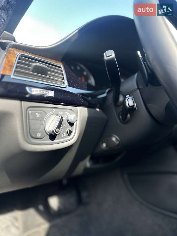 Седан Audi A8 2015 в Кременчуці фото 25 Седан Audi A8 2015 в Кременчуці