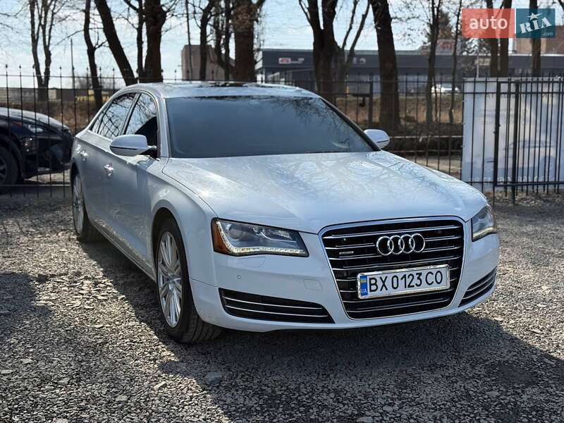 Седан Audi A8 2012 в Хмельницком