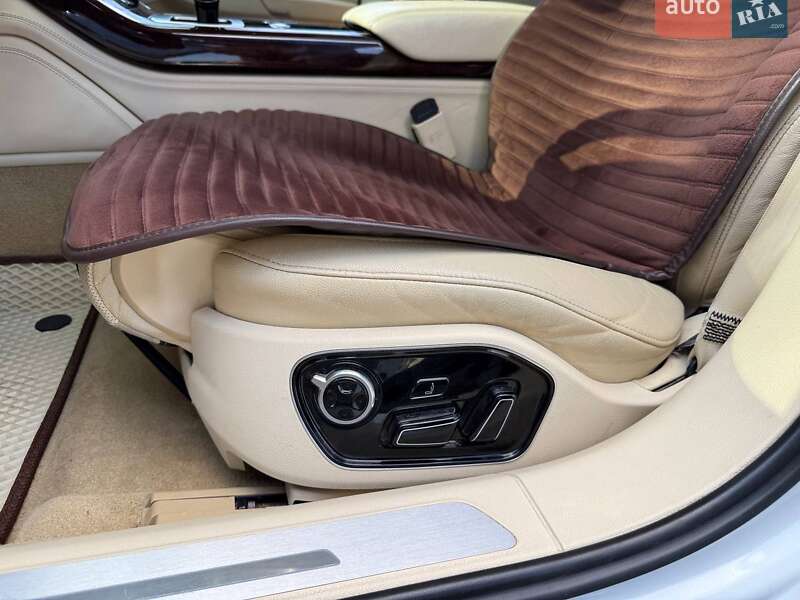 Седан Audi A8 2012 в Хмельницком