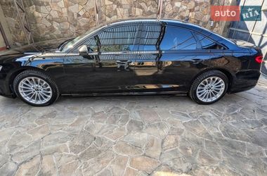 Седан Audi A8 2020 в Ровно