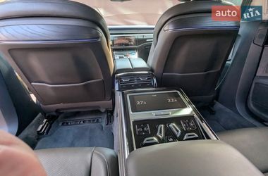 Седан Audi A8 2020 в Ровно