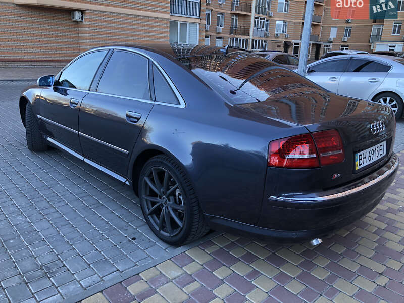 Седан Audi A8 2006 в Одессе