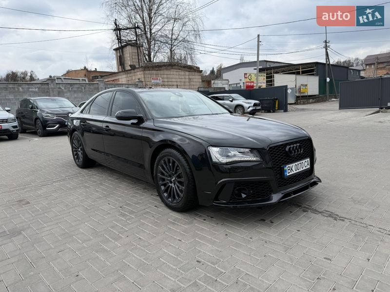 Седан Audi A8 2011 в Рівному