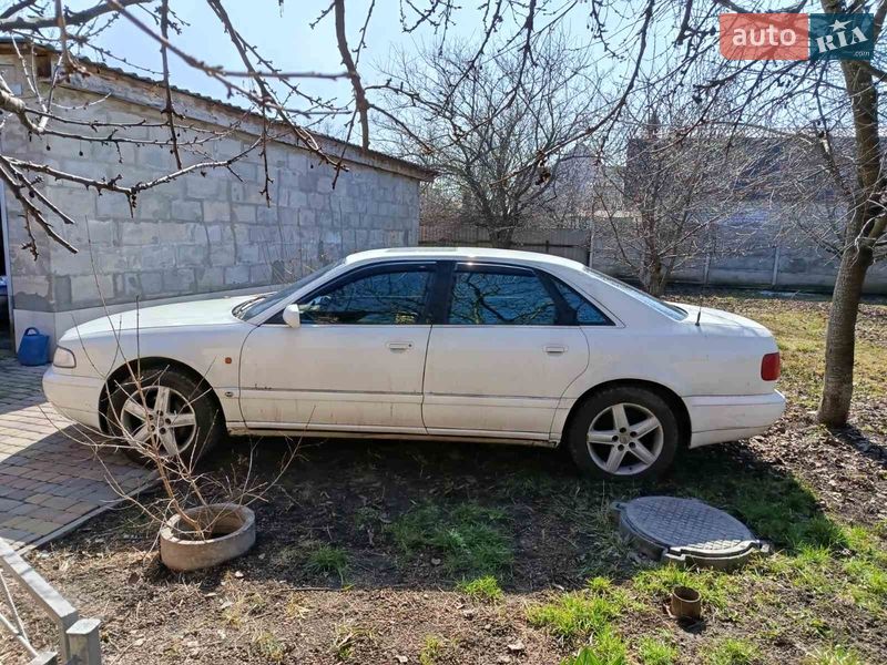 Audi A8 1995