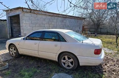 Седан Audi A8 1995 в Харькове