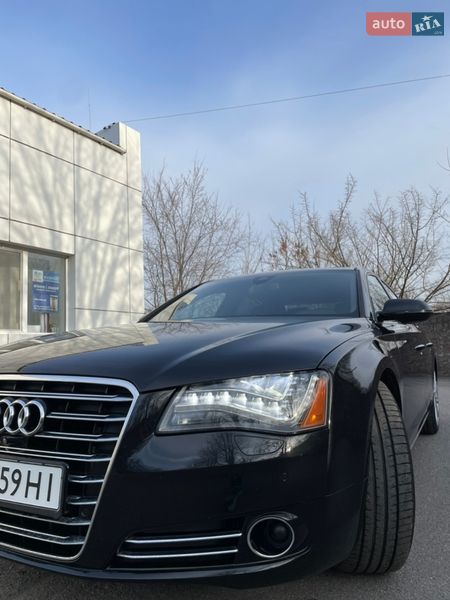 Седан Audi A8 2013 в Кропивницком