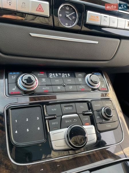 Седан Audi A8 2013 в Кропивницком