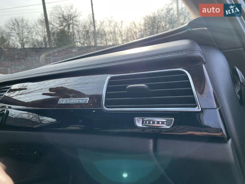 Седан Audi A8 2013 в Кропивницком