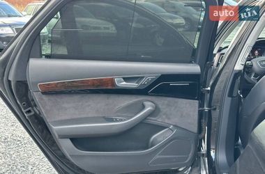 Седан Audi A8 2017 в Львове