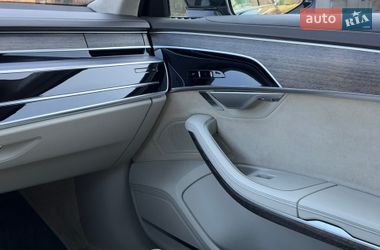 Седан Audi A8 2018 в Києві