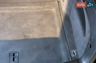 Седан Audi A8 2004 в Днепре