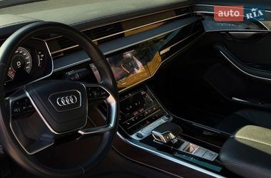 Седан Audi A8 2021 в Киеве