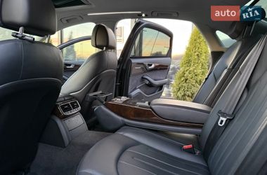 Седан Audi A8 2017 в Харкові