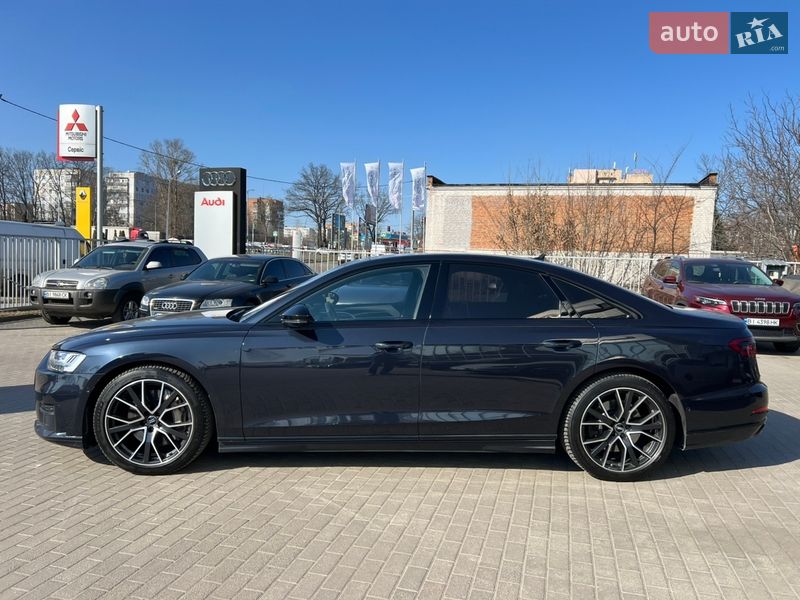 Седан Audi A8 2019 в Полтаве