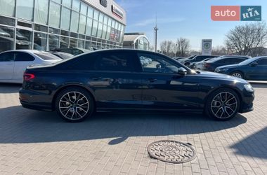 Седан Audi A8 2019 в Полтаве