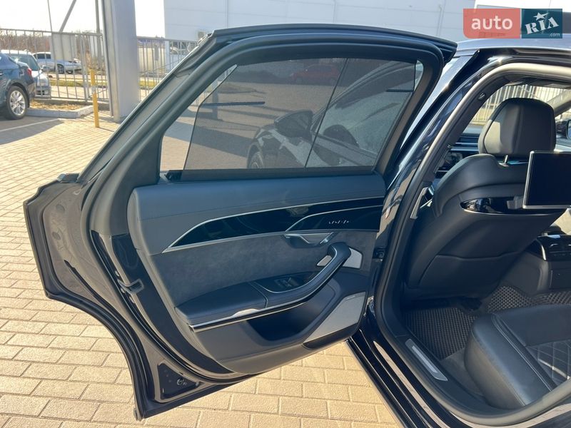 Седан Audi A8 2019 в Полтаве