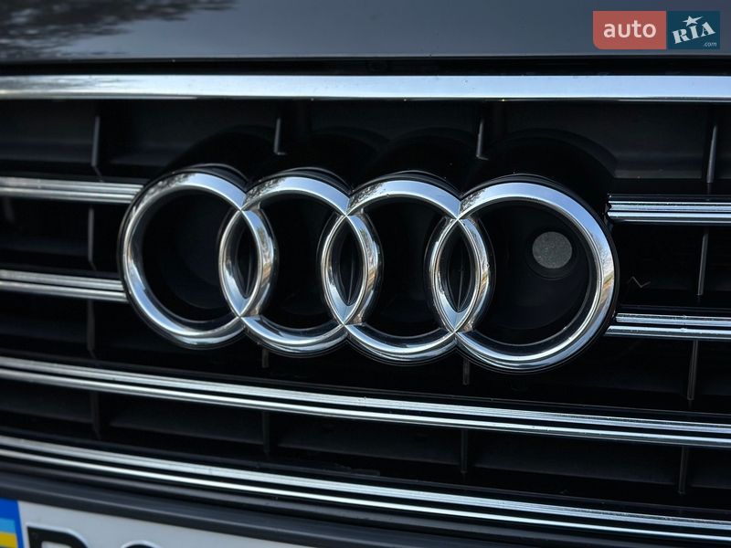 Седан Audi A8 2015 в Стрию фото 26 Седан Audi A8 2015 в Стрию