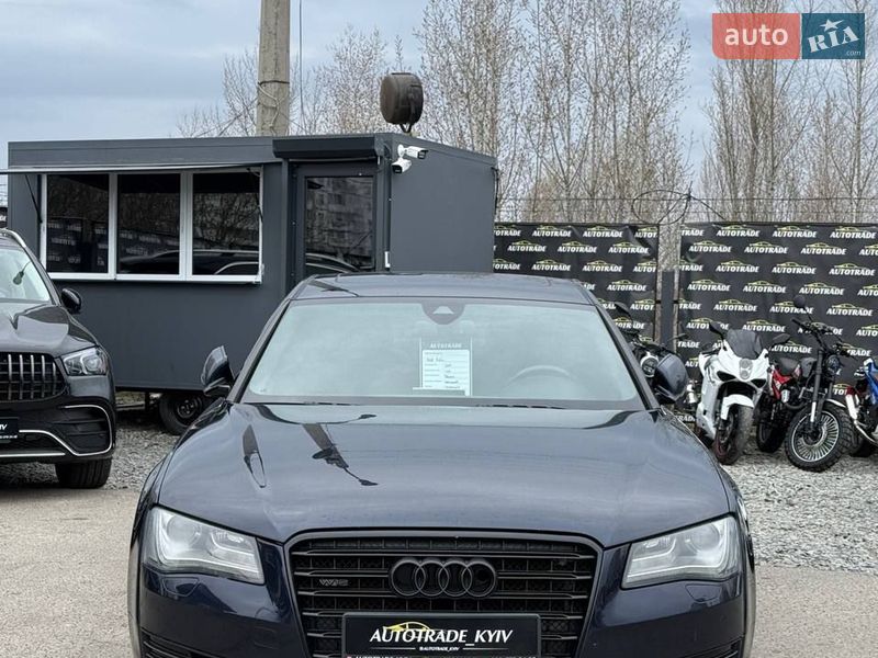Седан Audi A8 2013 в Киеве