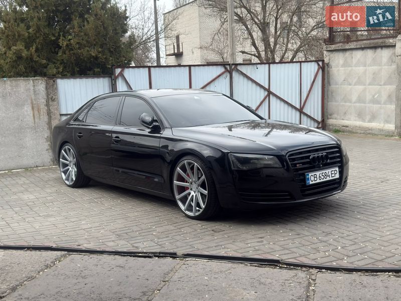 Седан Audi A8 2012 в Николаеве