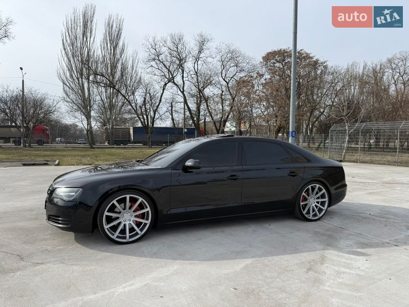 Седан Audi A8 2012 в Николаеве