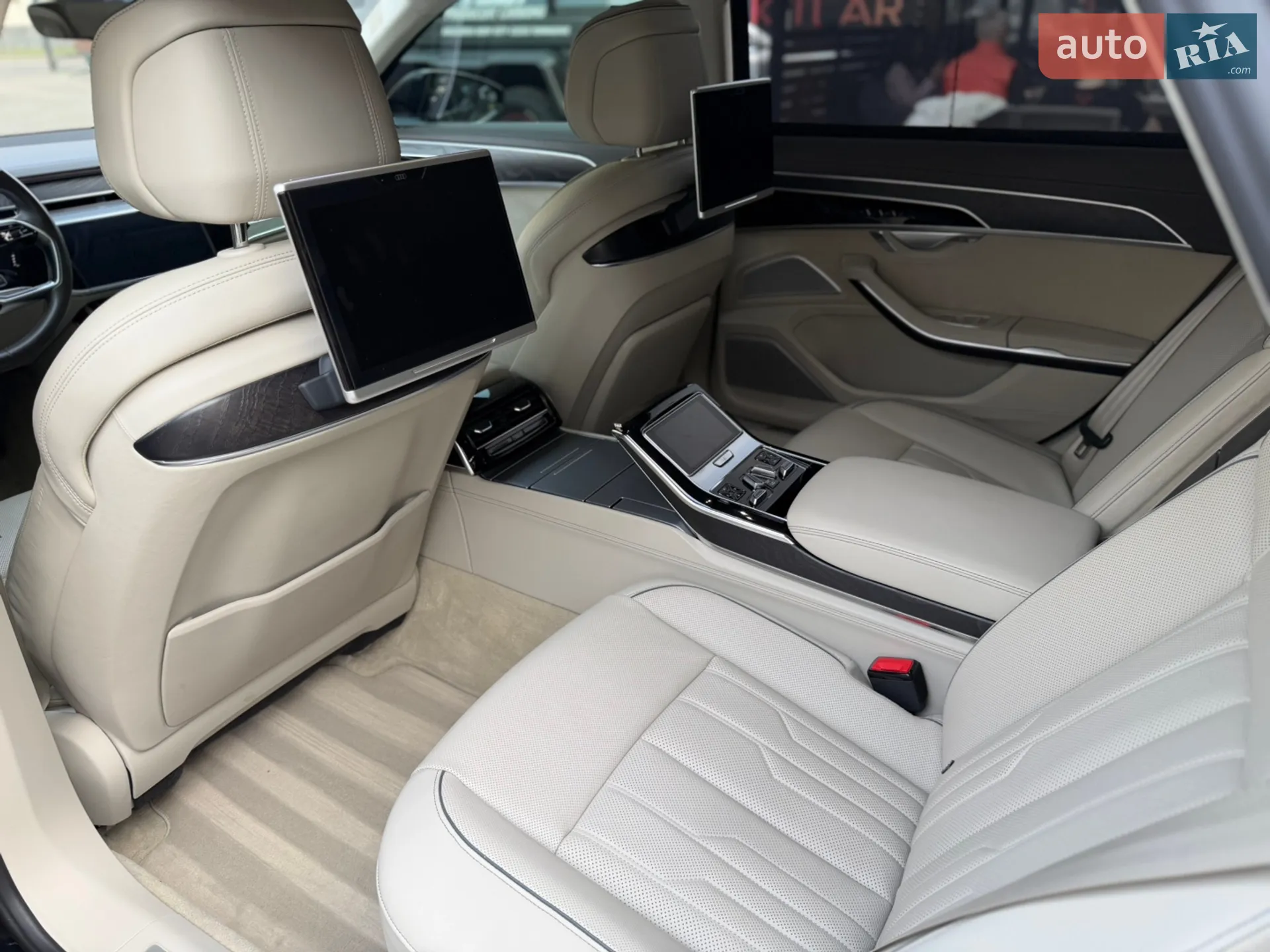2019 Audi A8 - мініатюра 23