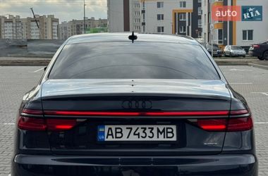 Седан Audi A8 2021 в Виннице