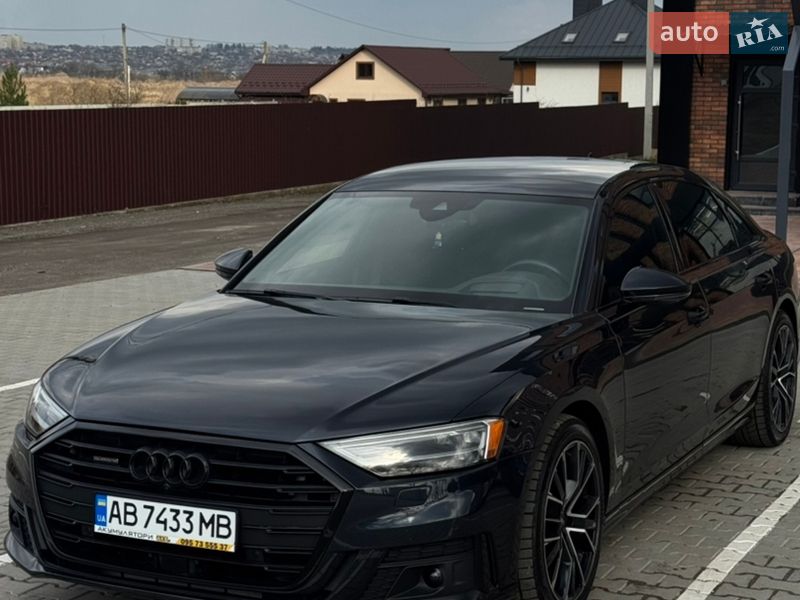 Седан Audi A8 2021 в Виннице