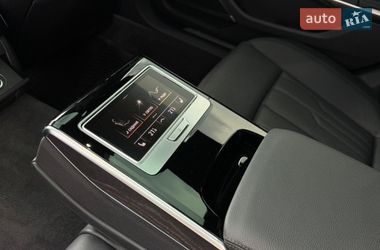 Седан Audi A8 2021 в Виннице