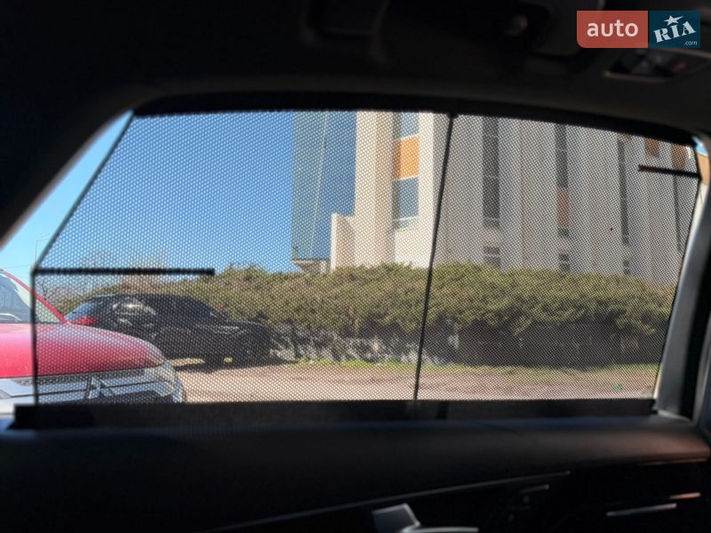 Седан Audi A8 2015 в Киеве фото 12 Седан Audi A8 2015 в Киеве