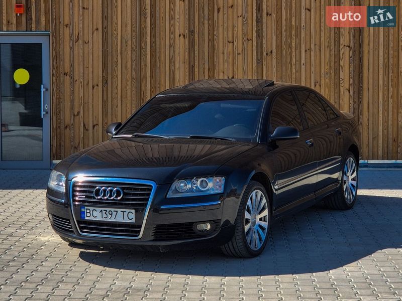 Седан Audi A8 2004 в Львове