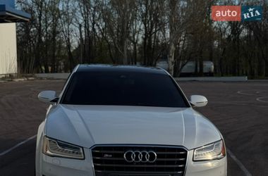 Седан Audi A8 2014 в Миколаєві