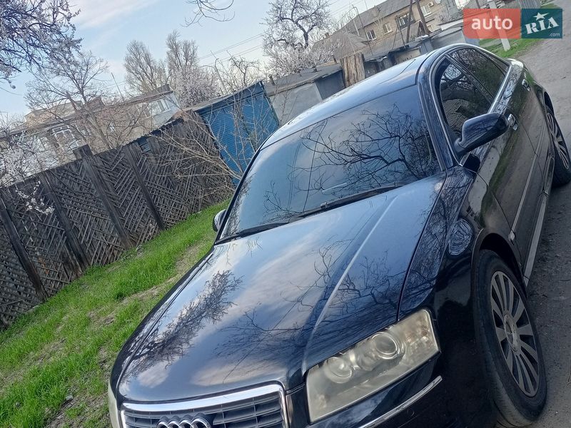 Седан Audi A8 2004 в Дніпрі