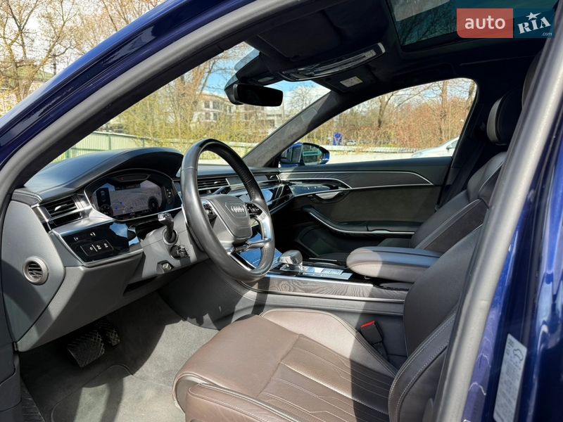 Седан Audi A8 2018 в Києві фото 32 Седан Audi A8 2018 в Києві