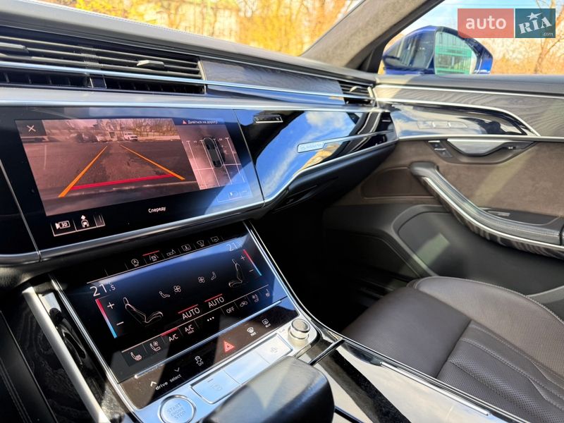 Седан Audi A8 2018 в Києві фото 41 Седан Audi A8 2018 в Києві