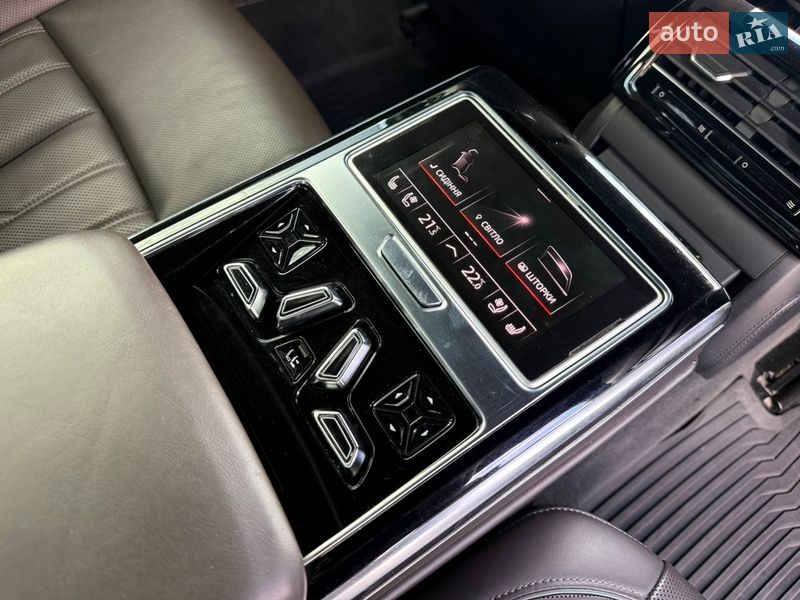 Седан Audi A8 2018 в Києві фото 50 Седан Audi A8 2018 в Києві