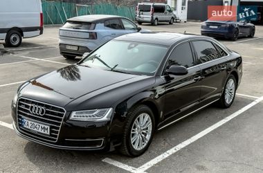 Седан Audi A8 2014 в Киеве