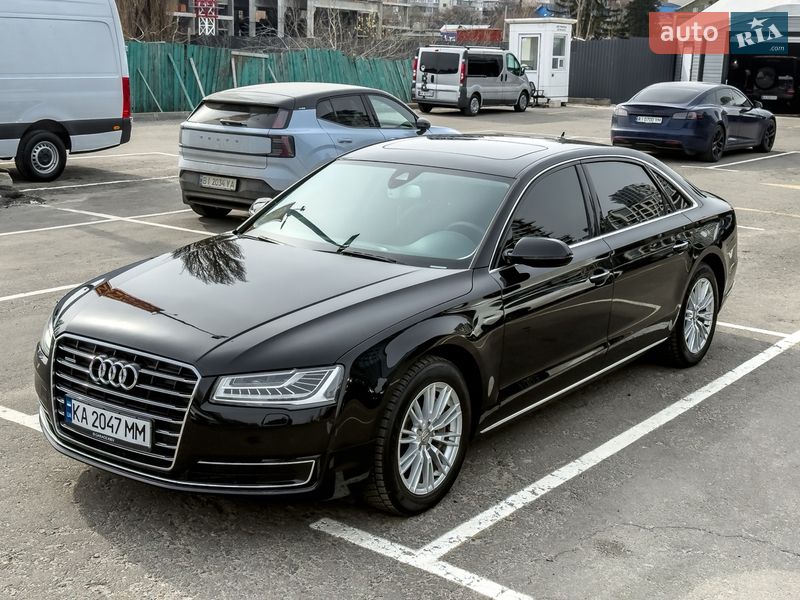 Седан Audi A8 2014 в Киеве