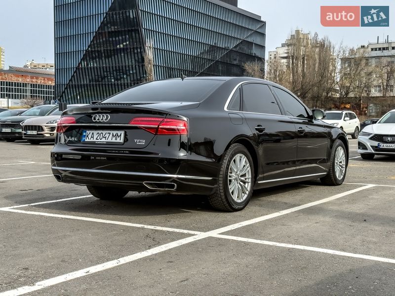 Седан Audi A8 2014 в Киеве