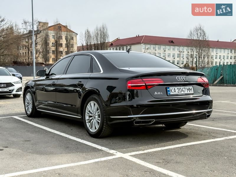Седан Audi A8 2014 в Киеве