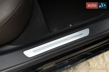 Седан Audi A8 2021 в Львове