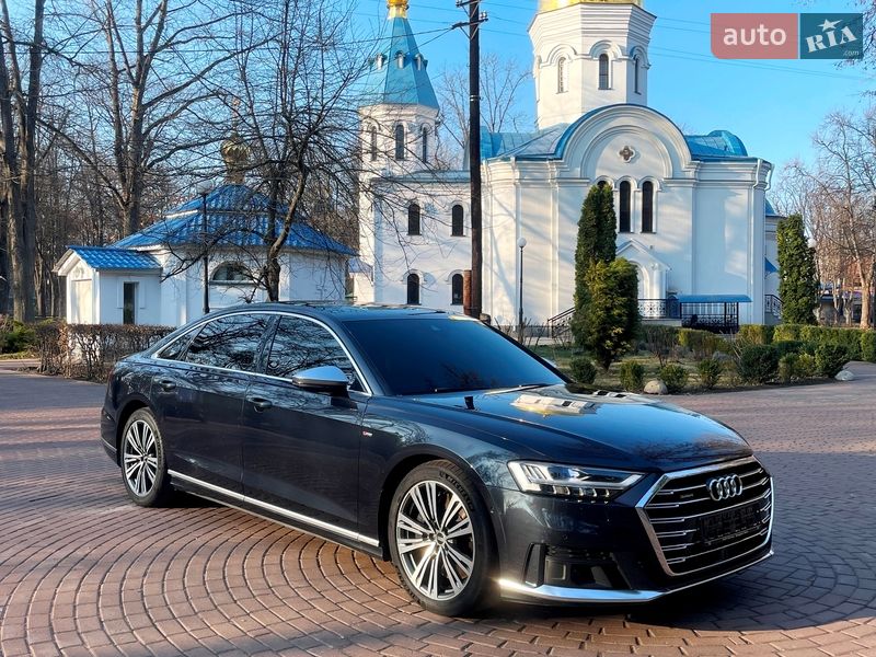 Седан Audi A8 2021 в Києві