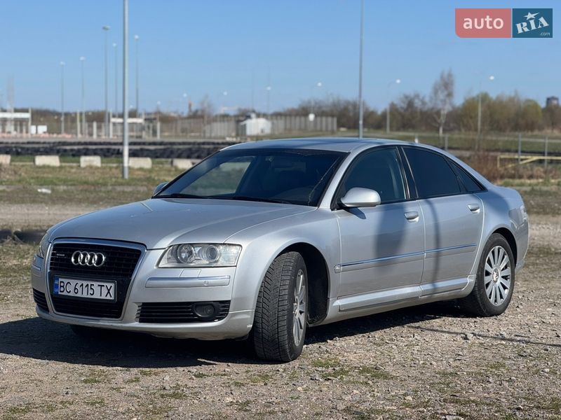 Седан Audi A8 2007 в Львові