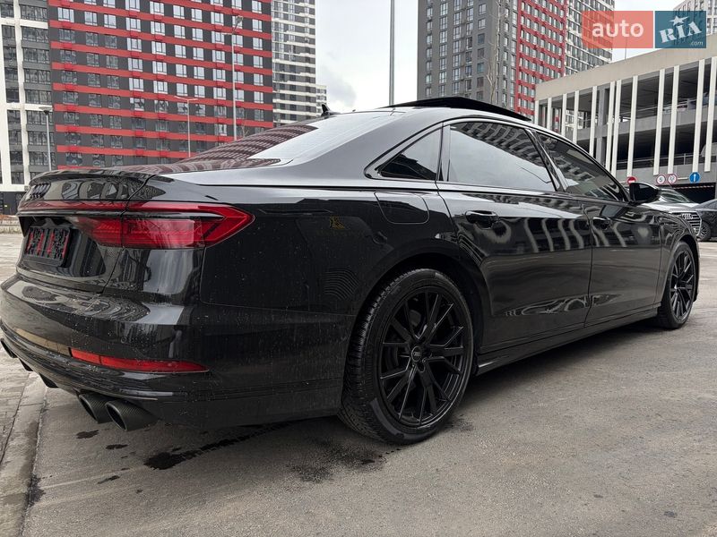 Седан Audi A8 2020 в Києві