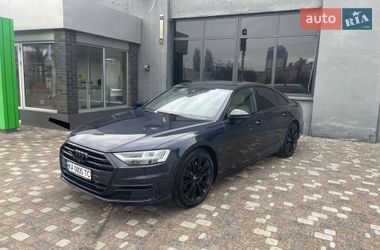 Седан Audi A8 2018 в Киеве